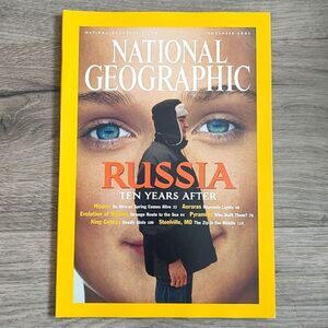 November 2001 National Geographic Magazine‎